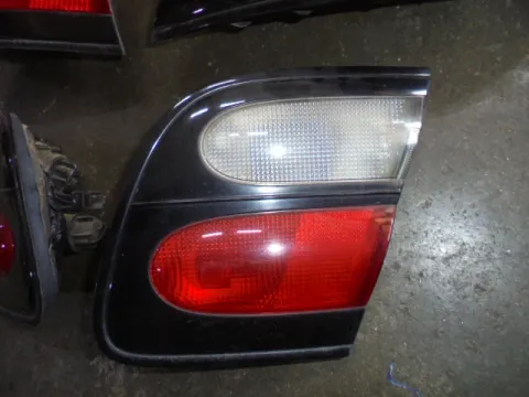 Φανάρι Πίσω Δεξί Καπού για NISSAN ALMERA (1998 - 2000) (N15) Hatchback - 3dr , Hatchback - 5dr Φανάρι Πίσω Δεξί Καπού για NISSAN ALMERA (1998 - 2000) (N15) Hatchback - 3dr , Hatchback - 5dr
