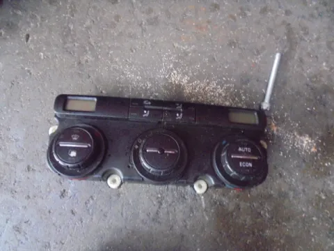 Χειριστήρια Καλοριφέρ για VW GOLF (1998 - 2004) Mk4 (1J1) Χειριστήρια Καλοριφέρ για VW GOLF (1998 - 2004) Mk4 (1J1)
