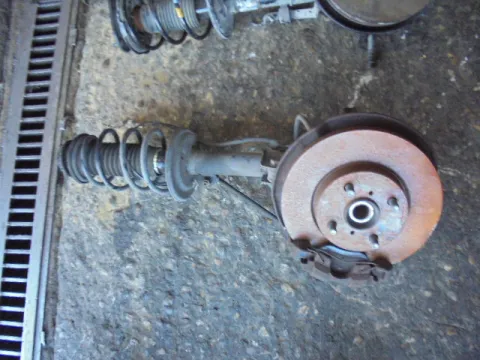 Άκρο Πλήρες Εμπρός Αριστερό Με ABS για TOYOTA YARIS (2006 - 2009) (KL9) / 1000 1KR-FE petrol 69 KSP90 Άκρο Πλήρες Εμπρός Αριστερό Με ABS για TOYOTA YARIS (2006 - 2009) (KL9) / 1000 1KR-FE petrol 69 KSP90