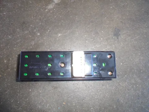 Διακόπτης Παραθύρων Κεντρικός Αριστερής 4πλος 14pin για HYUNDAI TUCSON (2004 - 2010) (JM) - 