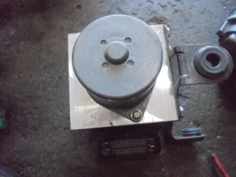 Μονάδα ABS 51877466 για LANCIA DELTA (2008 - 2012) Μονάδα ABS 51877466 για LANCIA DELTA (2008 - 2012)