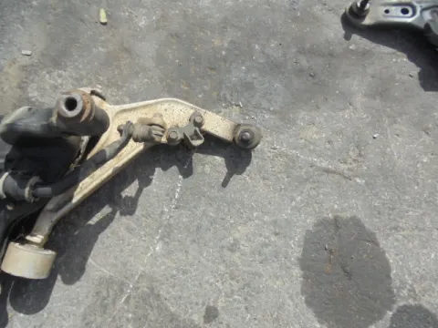 Ψαλίδι Εμπρός Δεξί για NISSAN X-TRAIL (2001 - 2003) (T30) / 2000 (QR20DE) petrol 140 4WD *ΔΒ* Ψαλίδι Εμπρός Δεξί για NISSAN X-TRAIL (2001 - 2003) (T30) / 2000 (QR20DE) petrol 140 4WD *ΔΒ*