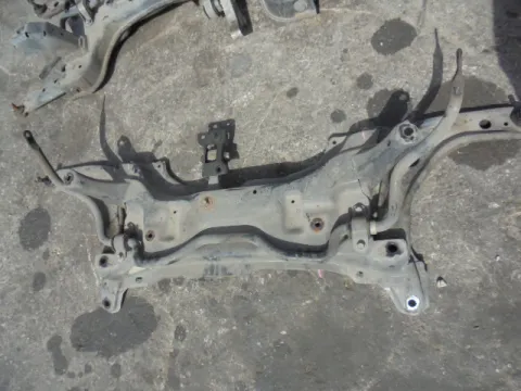 Γέφυρα Εμπρός Οριζόντια για TOYOTA YARIS (2006 - 2009) (KL9) / 1000 *ΔΒ* Γέφυρα Εμπρός Οριζόντια για TOYOTA YARIS (2006 - 2009) (KL9) / 1000 *ΔΒ*