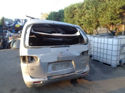 Τροπέτο Πίσω Με Άξονα με Ταμπούρα για HYUNDAI H-1 STAREX (2001 - 2007)  *ΔΒ* -  Τροπέτο Πίσω Με Άξονα με Ταμπούρα για HYUNDAI H-1 STAREX (2001 - 2007)  *ΔΒ* -