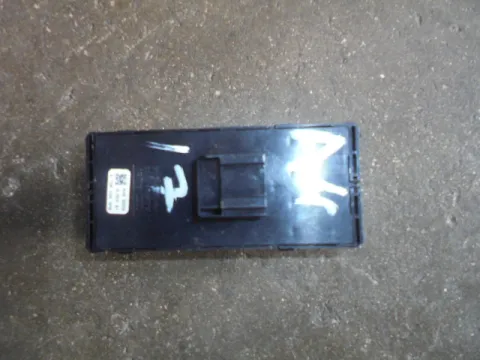 Διακόπτης Παραθύρων Κεντρικός Αριστερής 4πλος 10pin για AUDI A4 (2016 - ) () - 