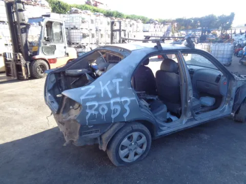Τροπέτο Αμάξι με Κινητήρα (για Ανταλλακτικά) και Σασμάν με Άξονα Πίσω Ταμπούρα και Ζαντολάστιχα 185/60/14 για HYUNDAI ACCENT (2003 - 2005) (CG) (LC2) Hatchback - 5dr 1300 G4EA petrol  *ΔΒ* -  Τροπέτο Αμάξι με Κινητήρα (για Ανταλλακτικά) και Σασμάν με Άξονα Πίσω Ταμπούρα και Ζαντολάστιχα 185/60/14 για HYUNDAI ACCENT (2003 - 2005) (CG) (LC2) Hatchback - 5dr 1300 G4EA petrol  *ΔΒ* -