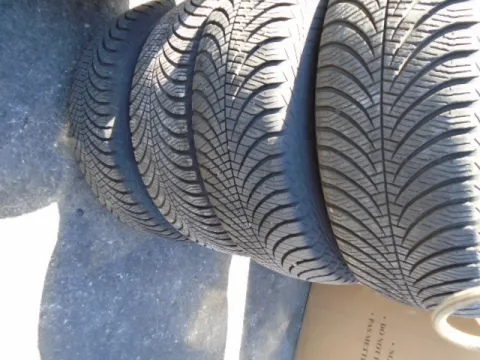 Ζαντολάστιχα 3ΑΔΑ GOODYEAR 195/65/R15 (38:20) για VW GOLF (2013 - ) Mk7 (5G) *ΔΒ* -  Ζαντολάστιχα 3ΑΔΑ GOODYEAR 195/65/R15 (38:20) για VW GOLF (2013 - ) Mk7 (5G) *ΔΒ* -