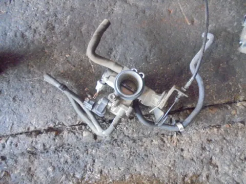 Σώμα Πεταλούδας για TOYOTA YARIS (1999 - 2002) (XP10) 1000 1SZ-FE petrol 68 SCP10 Σώμα Πεταλούδας για TOYOTA YARIS (1999 - 2002) (XP10) 1000 1SZ-FE petrol 68 SCP10