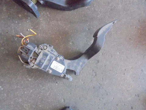 Πετάλ Γκαζιού 2S61-9F836-AA για FORD FUSION (2002 - 2005) (JU) Πετάλ Γκαζιού 2S61-9F836-AA για FORD FUSION (2002 - 2005) (JU)