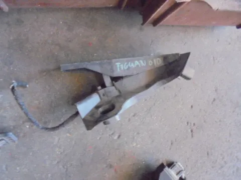 Πετάλ Γκαζιού για VW TIGUAN (2008 - 2012) (5N) Πετάλ Γκαζιού για VW TIGUAN (2008 - 2012) (5N)