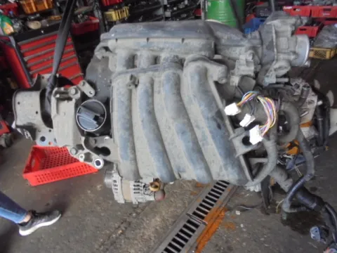 Κινητήρας Κορμός - Καπάκι (HR16) για NISSAN QASHQAI (2007 - 2010) (J10) (JJ10) / 1600 (HR16DE) petrol 114 2WD Κινητήρας Κορμός - Καπάκι (HR16) για NISSAN QASHQAI (2007 - 2010) (J10) (JJ10) / 1600 (HR16DE) petrol 114 2WD