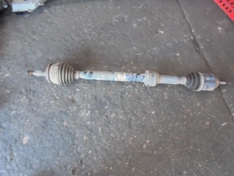Ημιαξόνιο Εμπρός Δεξί για TOYOTA COROLLA (2013 - 2016) / 1400 (( 1ND-TV )) Diesel 90 ( NDE150 ) D-4D Ημιαξόνιο Εμπρός Δεξί για TOYOTA COROLLA (2013 - 2016) / 1400 (( 1ND-TV )) Diesel 90 ( NDE150 ) D-4D
