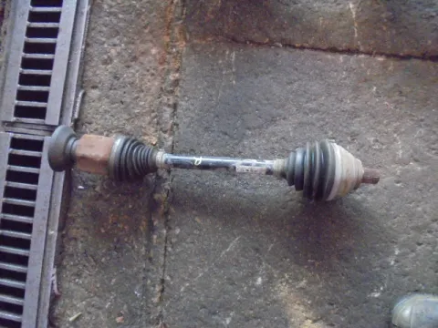 Ημιαξόνιο Εμπρός Δεξί για VW TIGUAN (2008 - 2012) (5N) 2000 (CBAB) Diesel 140 TDI Ημιαξόνιο Εμπρός Δεξί για VW TIGUAN (2008 - 2012) (5N) 2000 (CBAB) Diesel 140 TDI