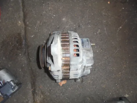 Δυναμό - Εναλλάκτης A2T02671 για MITSUBISHI L300 (1980 - 1984) (L) , (1985 - 1988) (L) Δυναμό - Εναλλάκτης A2T02671 για MITSUBISHI L300 (1980 - 1984) (L) , (1985 - 1988) (L)