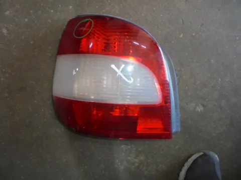 Φανάρι Πίσω Αριστερό (Ραγισμένο) για RENAULT SCENIC (1999 - 2003) (JA) , (1999 - 2003) RX4 4x4 Φανάρι Πίσω Αριστερό (Ραγισμένο) για RENAULT SCENIC (1999 - 2003) (JA) , (1999 - 2003) RX4 4x4