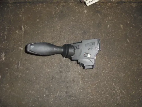 Διακόπτης Φώτων-Φλάς 8A6T-13335-BB για FORD FIESTA (2008 - 2012) Mk6 (JA8) Διακόπτης Φώτων-Φλάς 8A6T-13335-BB για FORD FIESTA (2008 - 2012) Mk6 (JA8)