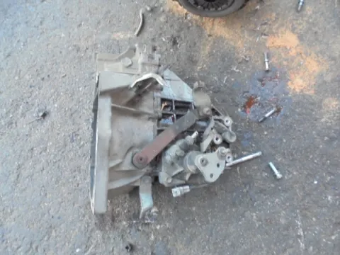 Χειροκίνητο για TOYOTA AYGO (2005 - 2009) (B10) / 1000 1KR-FE petrol 68 KGB10 Χειροκίνητο για TOYOTA AYGO (2005 - 2009) (B10) / 1000 1KR-FE petrol 68 KGB10
