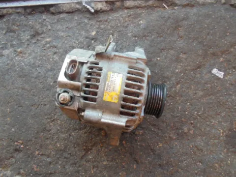 Δυναμό - Εναλλάκτης 27060-22030 για TOYOTA COROLLA (2002 - 2004) (E120) Δυναμό - Εναλλάκτης 27060-22030 για TOYOTA COROLLA (2002 - 2004) (E120)