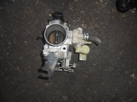 Σώμα Πεταλούδας για TOYOTA CARINA (1992 - 1995) E (T190) 1600 4A-FE petrol 99 Σώμα Πεταλούδας για TOYOTA CARINA (1992 - 1995) E (T190) 1600 4A-FE petrol 99