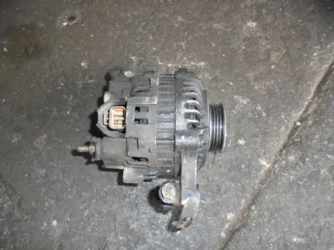 Δυναμό - Εναλλάκτης για NISSAN ALMERA (1995 - 1998) (N15) Δυναμό - Εναλλάκτης για NISSAN ALMERA (1995 - 1998) (N15)