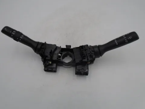 Διακόπτης Φώτων-Φλάς (17F144 ) για TOYOTA YARIS (2006 - 2009) (KL9) Διακόπτης Φώτων-Φλάς (17F144 ) για TOYOTA YARIS (2006 - 2009) (KL9)