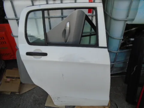 Πόρτα Πίσω Δεξιά (Λίγο Χτυπημένη) για SUZUKI CELERIO (2015 - ) *Ε* Πόρτα Πίσω Δεξιά (Λίγο Χτυπημένη) για SUZUKI CELERIO (2015 - ) *Ε*