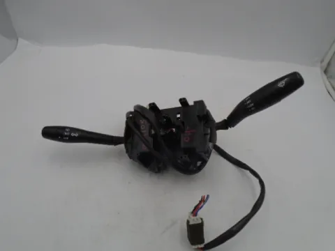 Διακόπτης Φώτων-Φλάς για HYUNDAI ACCENT (2003 - 2005) (CG) (LC2) Διακόπτης Φώτων-Φλάς για HYUNDAI ACCENT (2003 - 2005) (CG) (LC2)