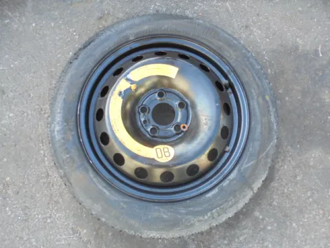 Ρεζέρβα Continental 125/80/R15 (5x100 Καρέ) για ΔΙΕΘΝΗ *ΔΒ* Ρεζέρβα Continental 125/80/R15 (5x100 Καρέ) για ΔΙΕΘΝΗ *ΔΒ*