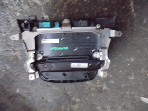 Κονσόλα Με Χειριστήρια Καλοριφέρ 13273256 για OPEL INSIGNIA (2008 - 2014) -  Κονσόλα Με Χειριστήρια Καλοριφέρ 13273256 για OPEL INSIGNIA (2008 - 2014) -