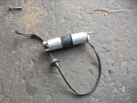 Αντλία Καυσίμου (Τρόμπα Βενζίνης) για MERCEDES C - CLASS (1997 - 1999) (W202) Αντλία Καυσίμου (Τρόμπα Βενζίνης) για MERCEDES C - CLASS (1997 - 1999) (W202)