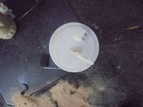 Αντλία Καυσίμου (Τρόμπα Βενζίνης) ΜΕ ΕΝΑ ΣΩΛΗΝΑ για NISSAN ALMERA (2000 - 2002) (N16) Αντλία Καυσίμου (Τρόμπα Βενζίνης) ΜΕ ΕΝΑ ΣΩΛΗΝΑ για NISSAN ALMERA (2000 - 2002) (N16)