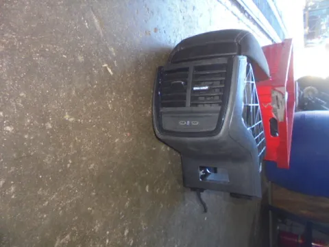 Υποβραχιόνιο(Τεμπέλης) για SKODA KAMIQ (2019 - ) *Γ* -  Υποβραχιόνιο(Τεμπέλης) για SKODA KAMIQ (2019 - ) *Γ* -