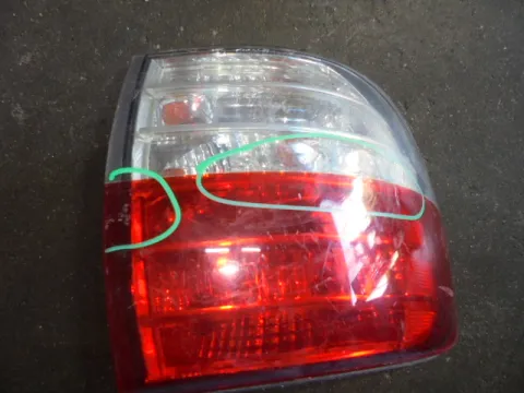 Φανάρι Πίσω Δεξί (Ραγισμένο) για HYUNDAI H-1 STAREX (2001 - 2007) - 