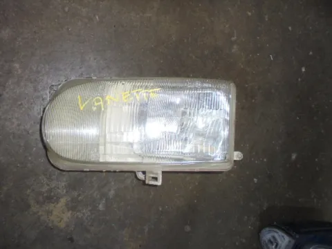 Φανάρι Εμπρός Αριστερό (Σπασμένη Βάση) για NISSAN VANETTE (1995 - 1996) (C23) , (1997 - 2001) (C23) Φανάρι Εμπρός Αριστερό (Σπασμένη Βάση) για NISSAN VANETTE (1995 - 1996) (C23) , (1997 - 2001) (C23)