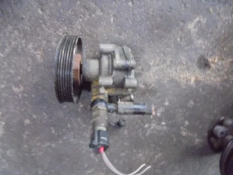 Αντλία Υδραυλικού Τιμονιού Μεταχειρισμένος για AUDI A3 (2000 - 2003) (8L) / 1600 (BFQ) Petrol 102 Αντλία Υδραυλικού Τιμονιού Μεταχειρισμένος για AUDI A3 (2000 - 2003) (8L) / 1600 (BFQ) Petrol 102