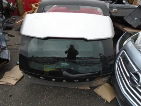 Πορτ-Μπαγκάζ για VOLVO V40 (2013 - ) Πορτ-Μπαγκάζ για VOLVO V40 (2013 - )