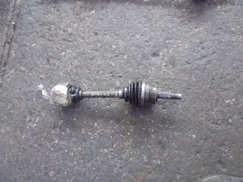 Ημιαξόνιο Εμπρός Αριστερό για FIAT STILO (2001 - 2006) (192) Ημιαξόνιο Εμπρός Αριστερό για FIAT STILO (2001 - 2006) (192)