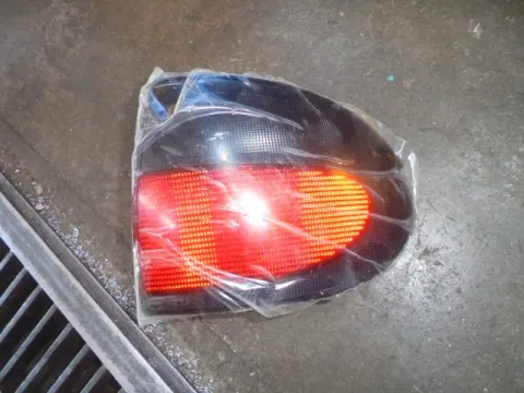 Φανάρι Πίσω Δεξί για RENAULT MEGANE (1996 - 1998) (LA) (DA) (EA) (KA) ((LA) Sedan - 4dr ΚΑΙΝΟΥΡΓΙΟ Φανάρι Πίσω Δεξί για RENAULT MEGANE (1996 - 1998) (LA) (DA) (EA) (KA) ((LA) Sedan - 4dr ΚΑΙΝΟΥΡΓΙΟ