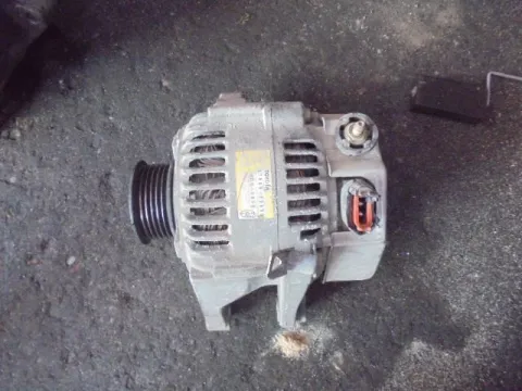 Δυναμό - Εναλλάκτης 27060-22030 για TOYOTA COROLLA (2004 - 2007) (E120) Δυναμό - Εναλλάκτης 27060-22030 για TOYOTA COROLLA (2004 - 2007) (E120)