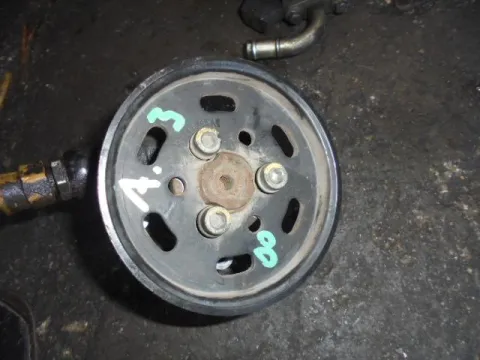 Αντλία Υδραυλικού Τιμονιού Μεταχειρισμένος για AUDI A3 (2000 - 2003) (8L)