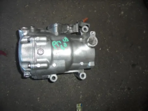 Συμπιεστής A-C (Κομπρέσορας) για TOYOTA PRIUS (2010 - 2013) (XW30) Συμπιεστής A-C (Κομπρέσορας) για TOYOTA PRIUS (2010 - 2013) (XW30)