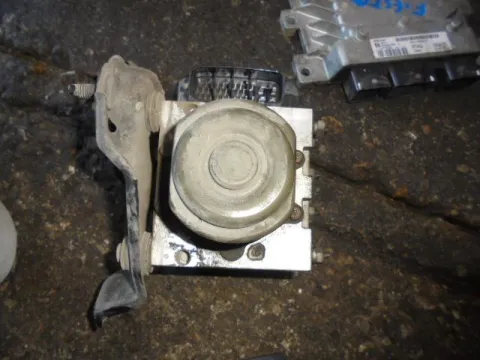 Μονάδα ABS 44510-13070 για TOYOTA COROLLA (2002 - 2004) (E120) Μονάδα ABS 44510-13070 για TOYOTA COROLLA (2002 - 2004) (E120)