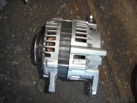 Δυναμό - Εναλλάκτης 23100BN300 για NISSAN ALMERA (2000 - 2002) (N16) ΑΝΑΚΑΤΑΣΚΕΥΗ DIESEL