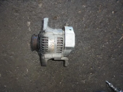 Δυναμό - Εναλλάκτης για SUZUKI SWIFT (1992 - 1996) (SF) Δυναμό - Εναλλάκτης για SUZUKI SWIFT (1992 - 1996) (SF)
