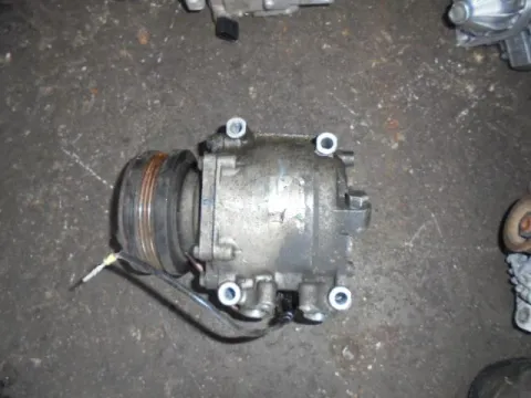 Συμπιεστής A-C (Κομπρέσορας) για HONDA CIVIC (1992 - 1995) (EG - H - J) Συμπιεστής A-C (Κομπρέσορας) για HONDA CIVIC (1992 - 1995) (EG - H - J)