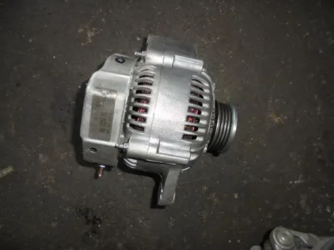 Δυναμό - Εναλλάκτης για SUZUKI IGNIS (2003 - 2008) (RM) Δυναμό - Εναλλάκτης για SUZUKI IGNIS (2003 - 2008) (RM)