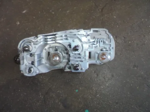 Φανάρι Πλακέτα Φανού Πίσω Αριστερά για TOYOTA COROLLA VERSO (2004 -2008) (R10) Φανάρι Πλακέτα Φανού Πίσω Αριστερά για TOYOTA COROLLA VERSO (2004 -2008) (R10)