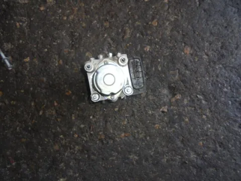 Μονάδα ABS 44510B4020 για DAIHATSU TERIOS (2006 - 2009) (J200) Μονάδα ABS 44510B4020 για DAIHATSU TERIOS (2006 - 2009) (J200)