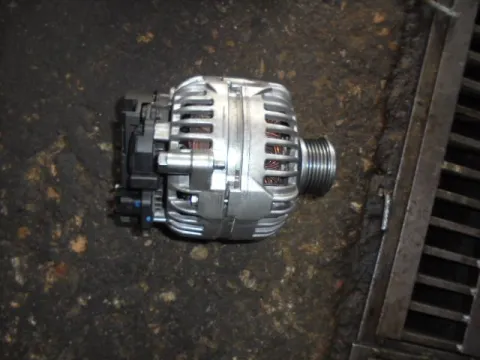 Δυναμό - Εναλλάκτης 0124525140 για NISSAN QASHQAI (2007 - 2010) (J10) (JJ10)