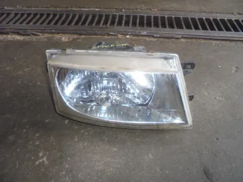 Φανάρι Εμπρός Δεξί για MITSUBISHI SPACE WAGON 1997 - 2003 Φανάρι Εμπρός Δεξί για MITSUBISHI SPACE WAGON 1997 - 2003